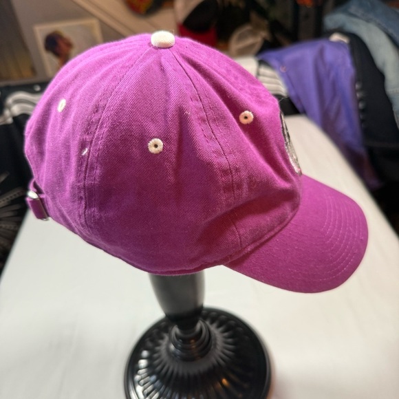 Dollywood Women's Hat with Embroidered Patch - Picture 5 of 12